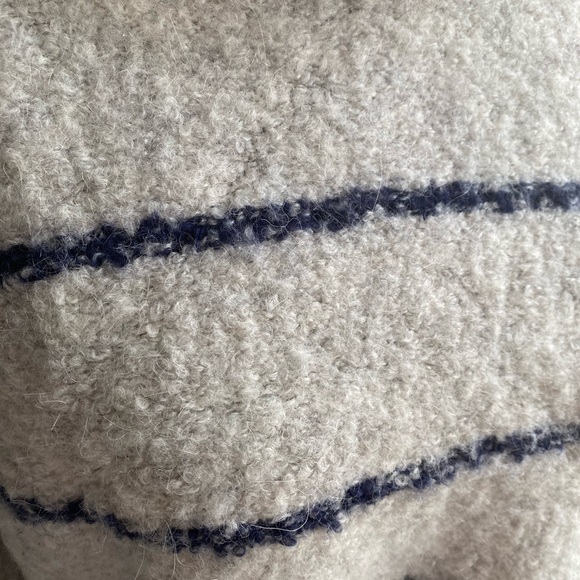 Madewell Sweater - Picture 2 of 3